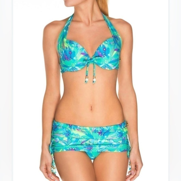 Aqua- Two piece Swimsuit- Padded Bra-Ruching on bottom - Size 10 - Turquoise - Picture 2 of 14